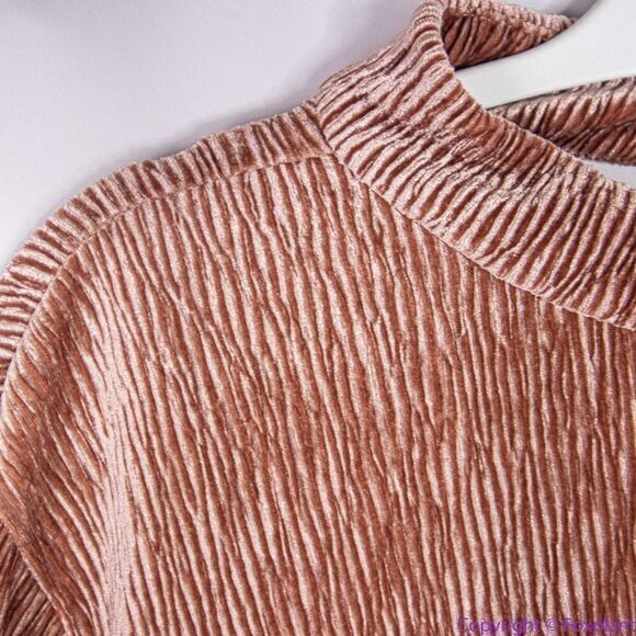 Eloquii‎ Flare sleeve textured velvet dress, 24 - Picture 7 of 16